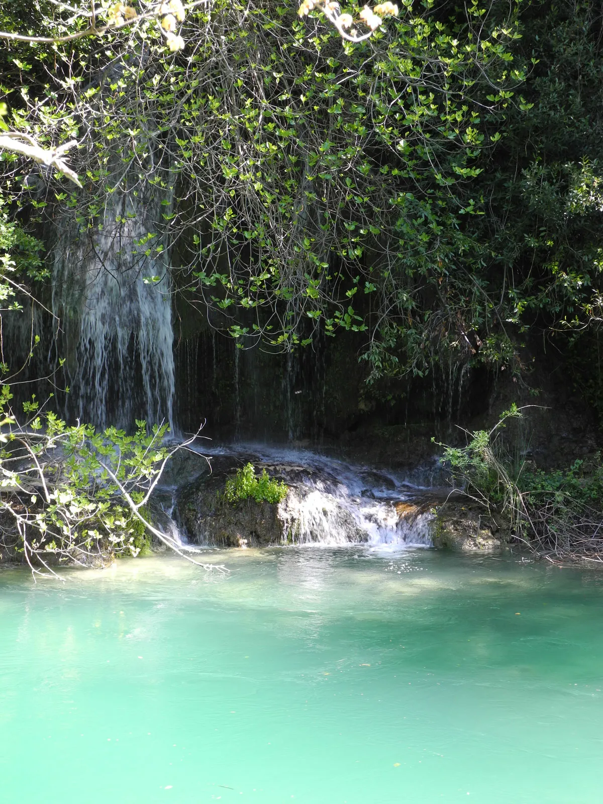 Pont des Tuves et cascade sur la Siagne